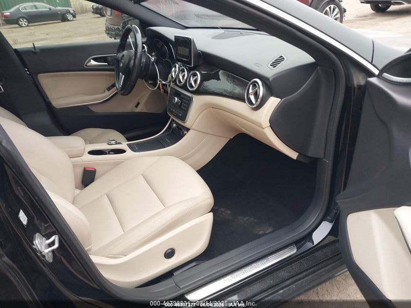 2014 Mercedes-benz Cla-klasse VIN WDDSJ4GB7EN120740 IAAI salvage auction — UNKNOWN, Salvage Title, sold $775 on 2026-07-28 (photo 5)