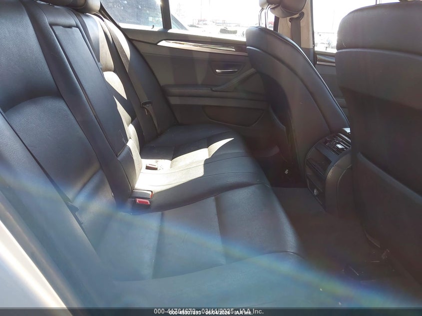 2012 BMW 5er VIN WBAXG5C56CDX01859 IAAI salvage auction — FRONT & REAR, Salvage (Idaho), sold $425 on 2026-07-15 (photo 8)