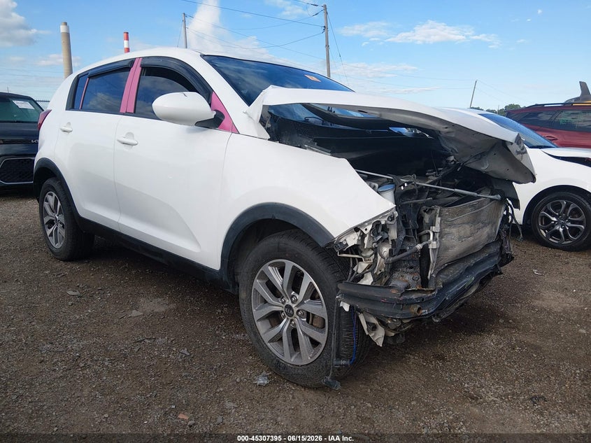 2016 Kia Sportage VIN KNDPBCACXG7820719 IAAI salvage auction — FRONT END, Clear (Indiana), sold $600 on 2026-07-22 (photo 1)