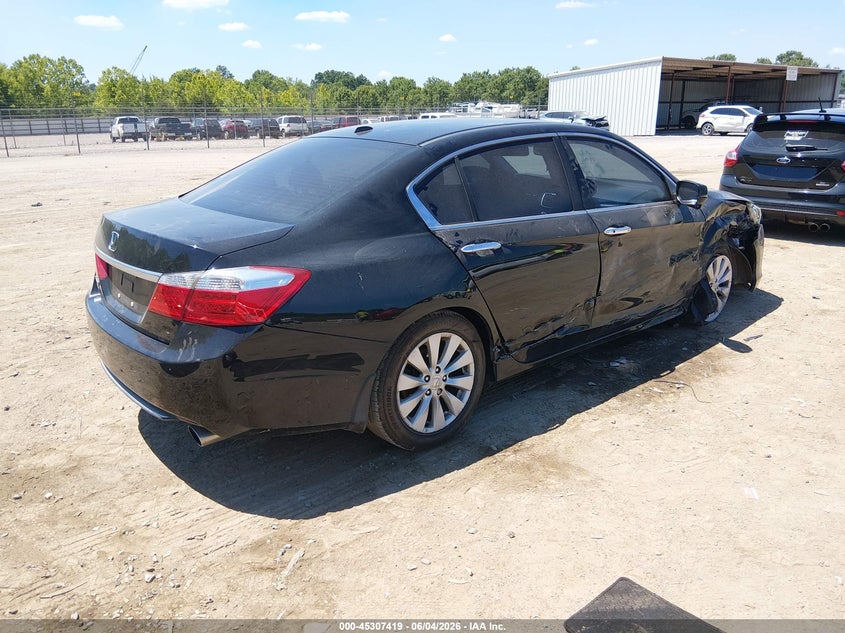 2015 Honda Accord VIN 1HGCR2F85FA088673 IAAI salvage auction — RIGHT SIDE, Salvage Title, sold $1,850 on 2026-07-18 (photo 4)