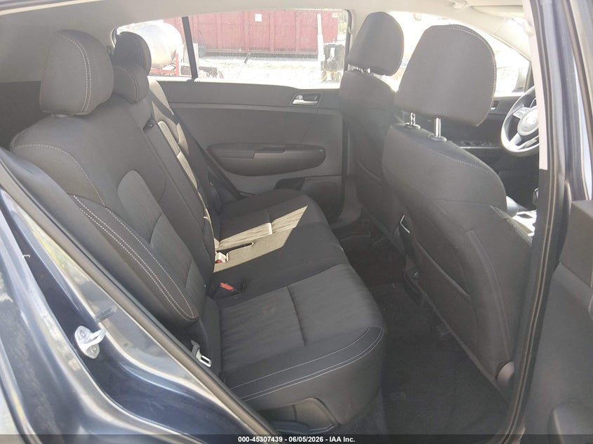 2020 Kia Sportage VIN KNDPMCAC3L7731837 IAAI salvage auction — ROOF, Salvage Title, sold $3,900 on 2026-07-29 (photo 8)