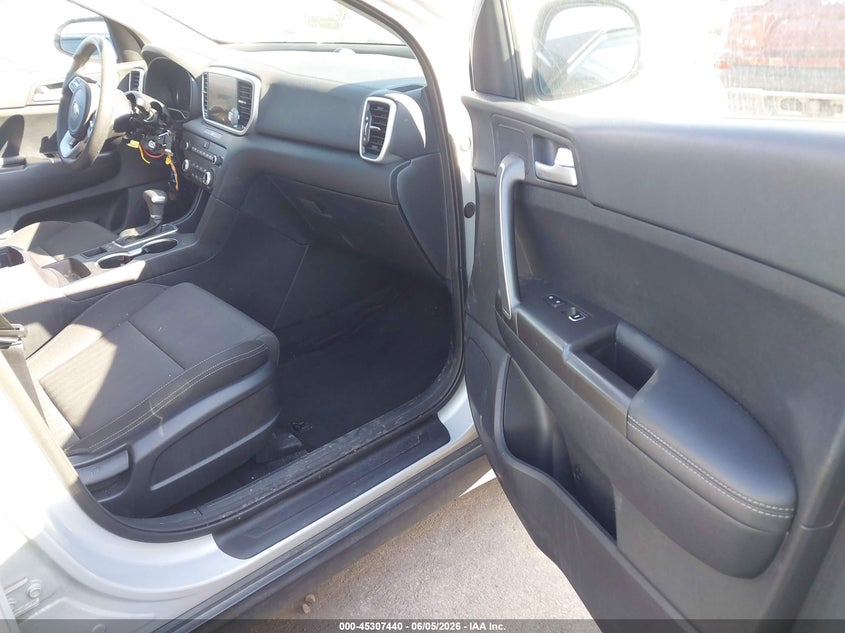 2022 Kia Sportage VIN KNDPM3AC1N7014792 IAAI salvage auction — THEFT, Salvage Title, sold $4,650 on 2026-07-13 (photo 5)