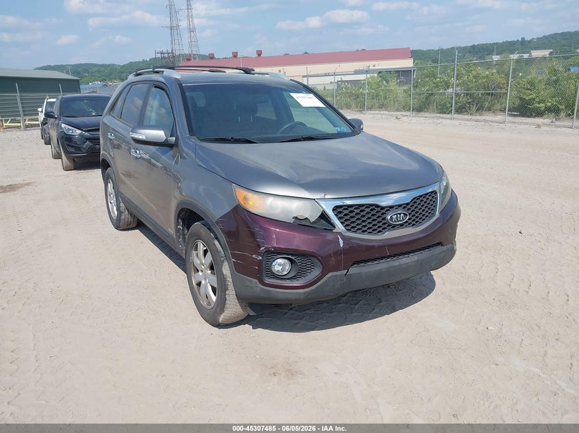 2011 Kia Sorento VIN 5XYKTDA19BG129012 IAAI salvage auction — NORMAL WEAR, Clear (Pennsylvania), sold $1,000 on 2026-07-07 (photo 1)