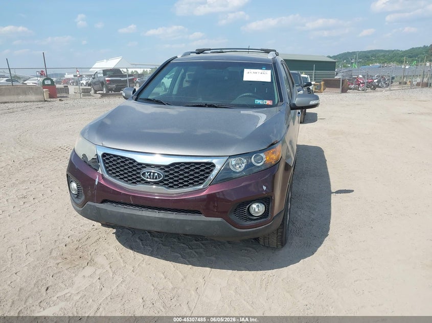 2011 Kia Sorento VIN 5XYKTDA19BG129012 IAAI salvage auction — NORMAL WEAR, Clear (Pennsylvania), sold $1,000 on 2026-07-07 (photo 2)