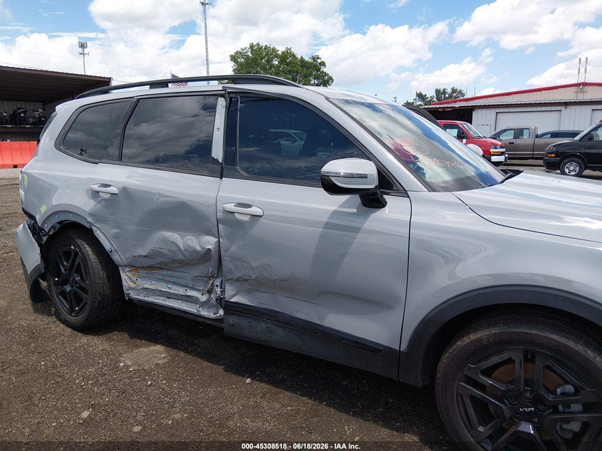 2024 Kia Telluride VIN 5XYP5DGC2RG565008 IAAI salvage auction — RIGHT SIDE, Salvage Title, sold $13,300 on 2026-07-22 (photo 6)