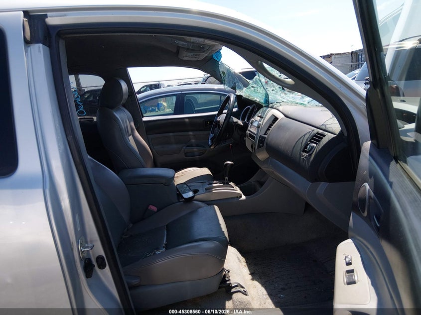 2006 Toyota Tacoma VIN 5TEUU42N66Z188571 IAAI salvage auction — ROLLOVER, Salvage (Tennessee), sold $1,450 on 2026-07-09 (photo 5)