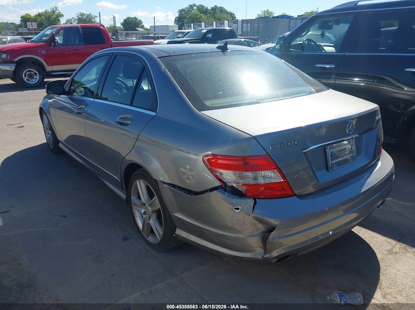 2009 Mercedes-benz C class VIN WDDGF81X69R078384 IAAI salvage auction — REAR END, Salvage (Idaho), sold $1,150 on 2026-07-06 (photo 3)
