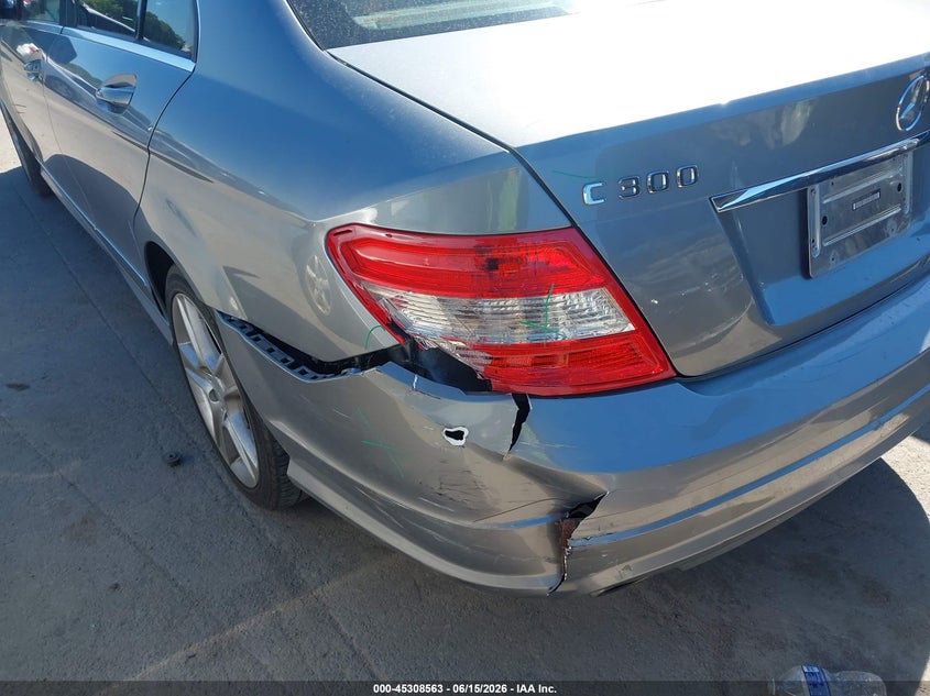 2009 Mercedes-benz C class VIN WDDGF81X69R078384 IAAI salvage auction — REAR END, Salvage (Idaho), sold $1,150 on 2026-07-06 (photo 6)