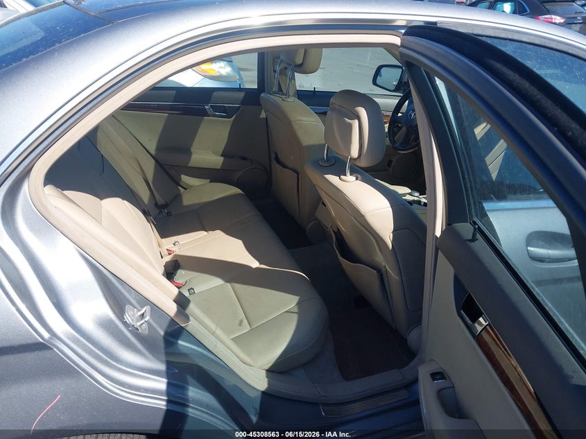 2009 Mercedes-benz C class VIN WDDGF81X69R078384 IAAI salvage auction — REAR END, Salvage (Idaho), sold $1,150 on 2026-07-06 (photo 8)