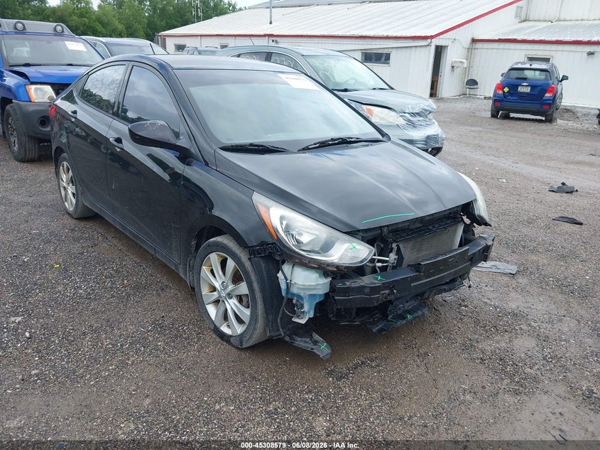 2013 Hyundai Accent VIN KMHCU4AE2DU381444 IAAI salvage auction — FRONT & REAR, Salvage Title, sold $725 on 2026-07-13 (photo 1)