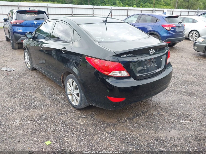 2013 Hyundai Accent VIN KMHCU4AE2DU381444 IAAI salvage auction — FRONT & REAR, Salvage Title, sold $725 on 2026-07-13 (photo 3)