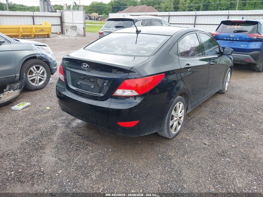 2013 Hyundai Accent VIN KMHCU4AE2DU381444 IAAI salvage auction — FRONT & REAR, Salvage Title, sold $725 on 2026-07-13 (photo 4)