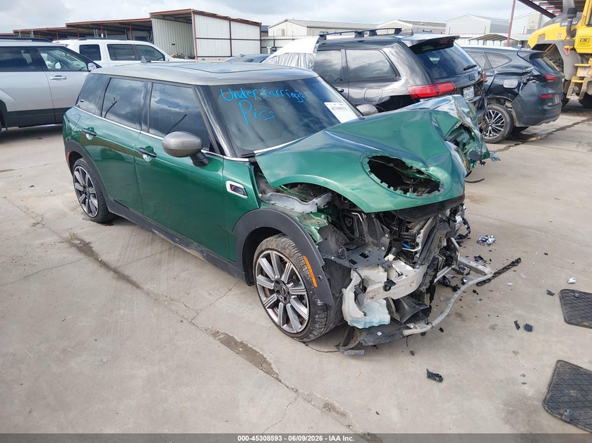 2022 Mini Clubman VIN WMWLV7C04N2R69554 IAAI salvage auction — FRONT END, Salvage Title, sold $1,925 on 2026-08-11 (photo 1)