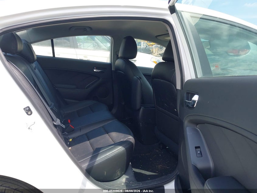 2014 Kia Forte VIN KNAFX4A80E5104240 IAAI salvage auction — SIDE, Salvage Title, sold $1,750 on 2026-07-17 (photo 8)