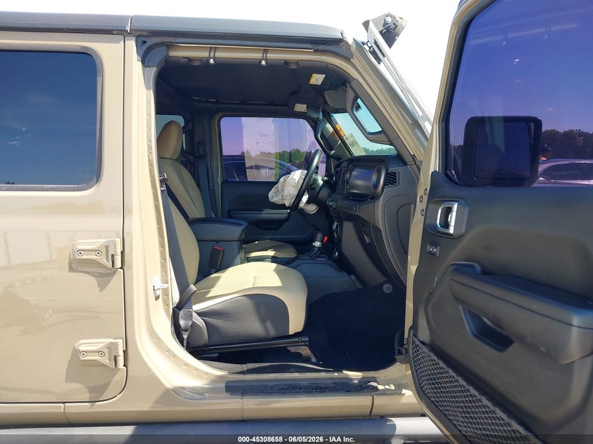 2020 Jeep Gladiator VIN 1C6HJTAG8LL160795 IAAI salvage auction — FRONT END, Salvage Title, sold $13,600 on 2026-07-30 (photo 5)