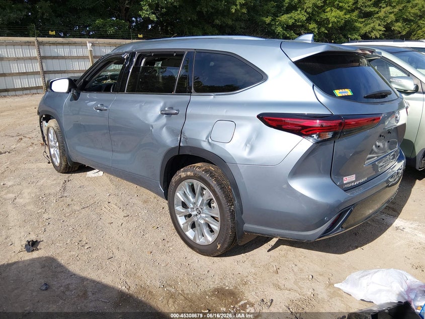 2021 Toyota Highlander VIN 5TDDZRBH2MS088759 IAAI salvage auction — FRONT END, Salvage (Tennessee), sold $9,200 on 2026-07-08 (photo 3)