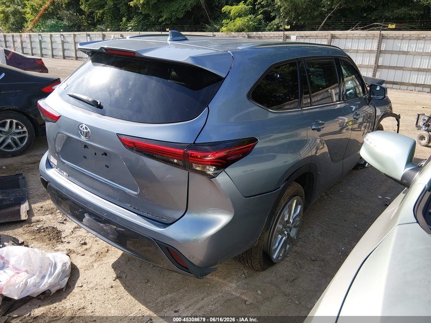 2021 Toyota Highlander VIN 5TDDZRBH2MS088759 IAAI salvage auction — FRONT END, Salvage (Tennessee), sold $9,200 on 2026-07-08 (photo 4)