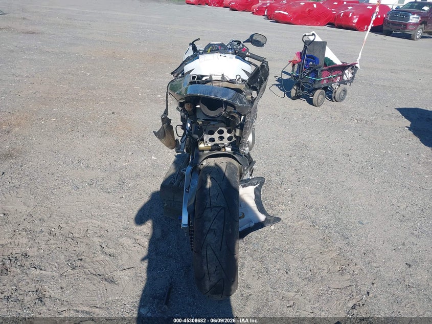 2005 Honda Cbr VIN JH2PC37095M204025 IAAI salvage auction — LEFT & RIGHT, Clear (Massachusetts), sold $450 on 2026-07-08 (photo 6)