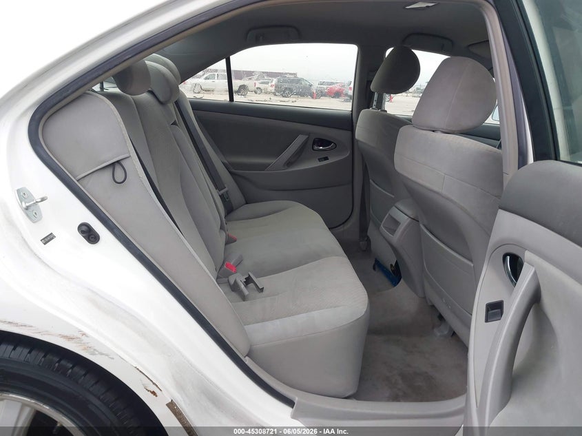 2007 Toyota Camry VIN JTNBE46K973086780 IAAI salvage auction — NORMAL WEAR, Clear (Texas), sold $500 on 2026-07-23 (photo 8)