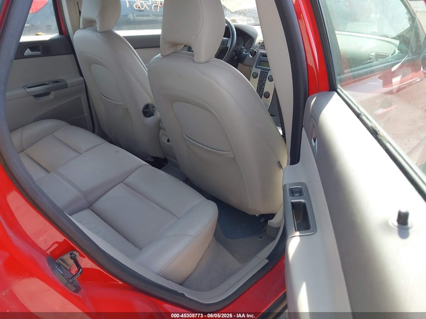 2007 Volvo S40 VIN YV1MH682372259920 IAAI salvage auction — NORMAL WEAR, Clear (New York), sold $575 on 2026-07-21 (photo 8)