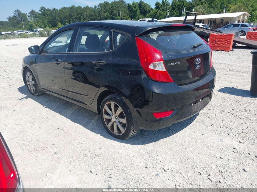 2013 Hyundai Accent VIN KMHCU5AE6DU070587 IAAI salvage auction — UNKNOWN, Salvage Title, sold $500 on 2026-07-28 (photo 3)