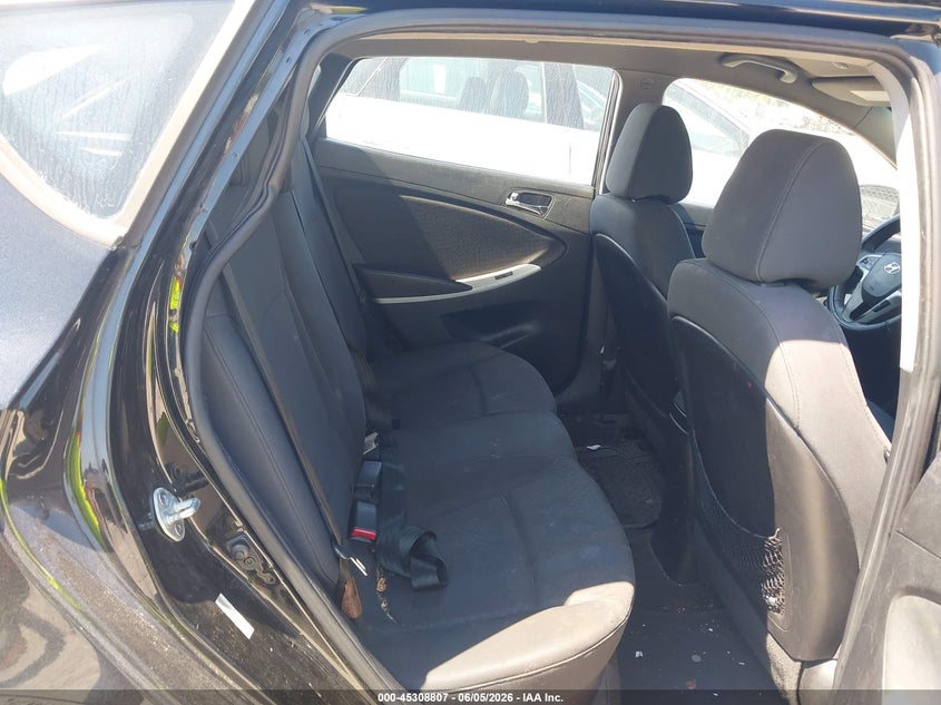2013 Hyundai Accent VIN KMHCU5AE6DU070587 IAAI salvage auction — UNKNOWN, Salvage Title, sold $500 on 2026-07-28 (photo 8)