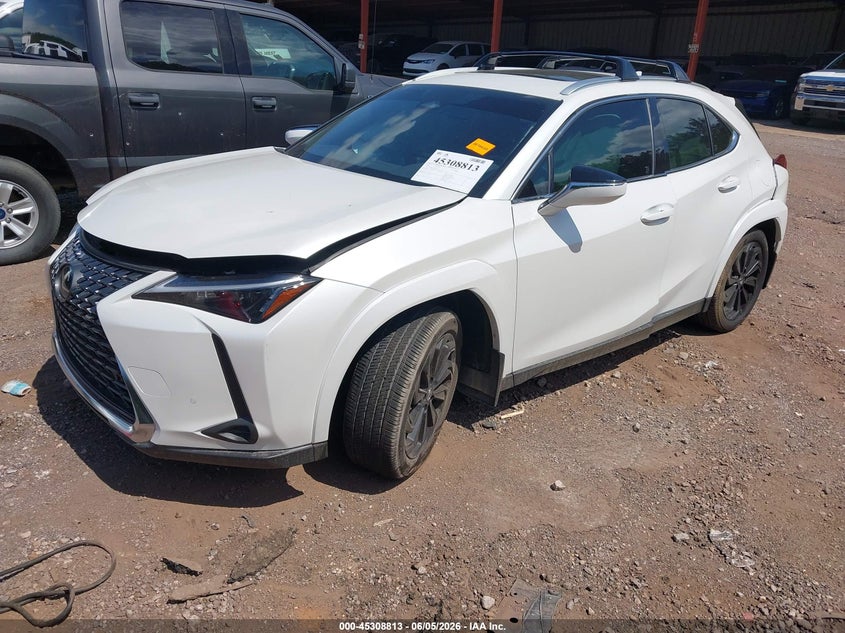 2025 Lexus Ux VIN JTHYBJAH7S2027614 IAAI salvage auction — SIDE, Salvage (Alabama), sold $7,500 on 2026-08-30 (photo 2)