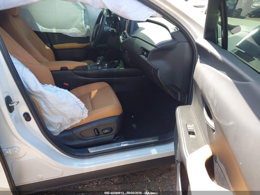 2025 Lexus Ux VIN JTHYBJAH7S2027614 IAAI salvage auction — SIDE, Salvage (Alabama), sold $7,500 on 2026-08-30 (photo 5)