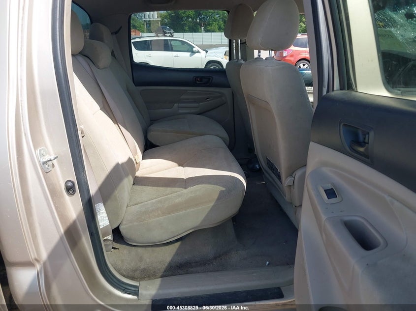 2005 Toyota Tacoma VIN 5TEKU72N35Z119327 IAAI salvage auction — FRONT END, Salvage (Tennessee), sold $1,600 on 2026-07-14 (photo 8)