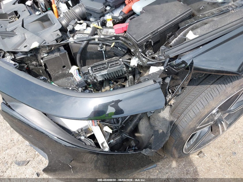 2025 Honda Accord VIN 1HGCY2F51SA071792 IAAI salvage auction — FRONT END, Salvage (Michigan), sold $9,000 on 2026-07-30 (photo 6)