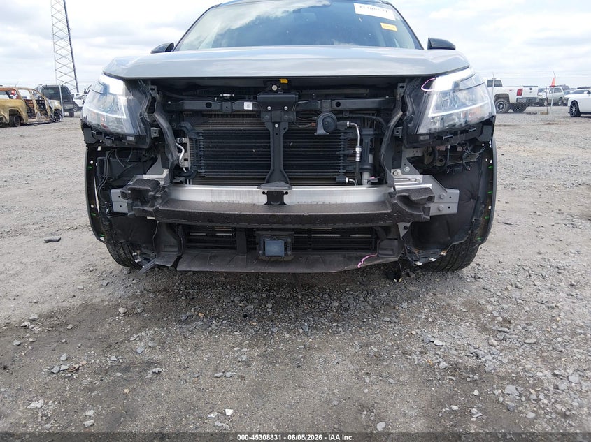 2022 Nissan Pathfinder VIN 5N1DR3DH9NC234518 IAAI salvage auction — FRONT & REAR, Salvage Title, sold $7,700 on 2026-07-29 (photo 6)