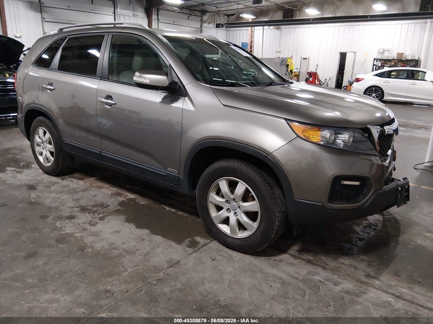 2012 Kia Sorento VIN 5XYKTDA21CG259425 IAAI salvage auction — LEFT FRONT, Salvage (Illinois), sold $1,450 on 2026-07-21 (photo 1)