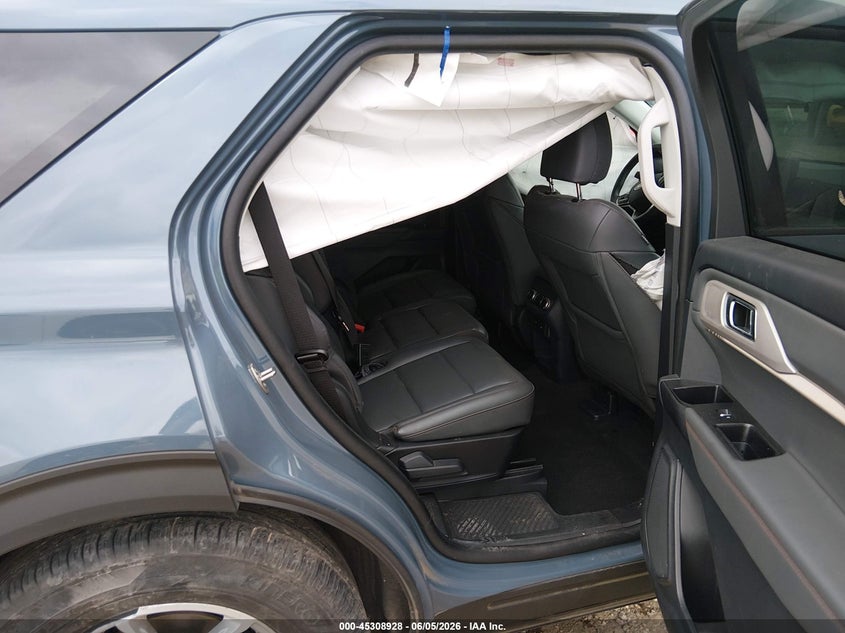 2025 Ford Explorer VIN 1FMUK7DH1SGC38885 IAAI salvage auction — SIDE, Salvage Title, sold $12,900 on 2026-07-31 (photo 8)