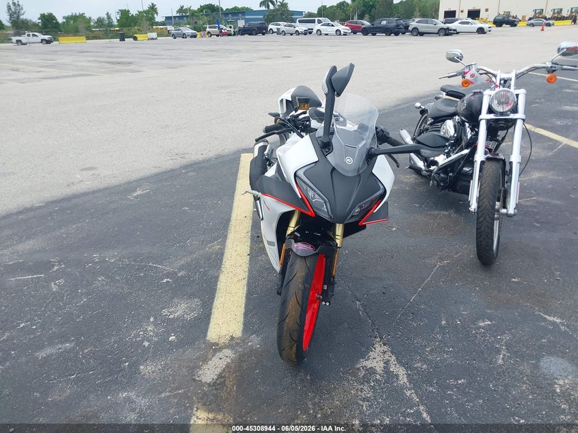 2025 Cf moto 450ss VIN LCEPESLAXS6002483 IAAI salvage auction — SIDE, Rebuildable (Florida), sold $1,050 on 2026-07-15 (photo 5)