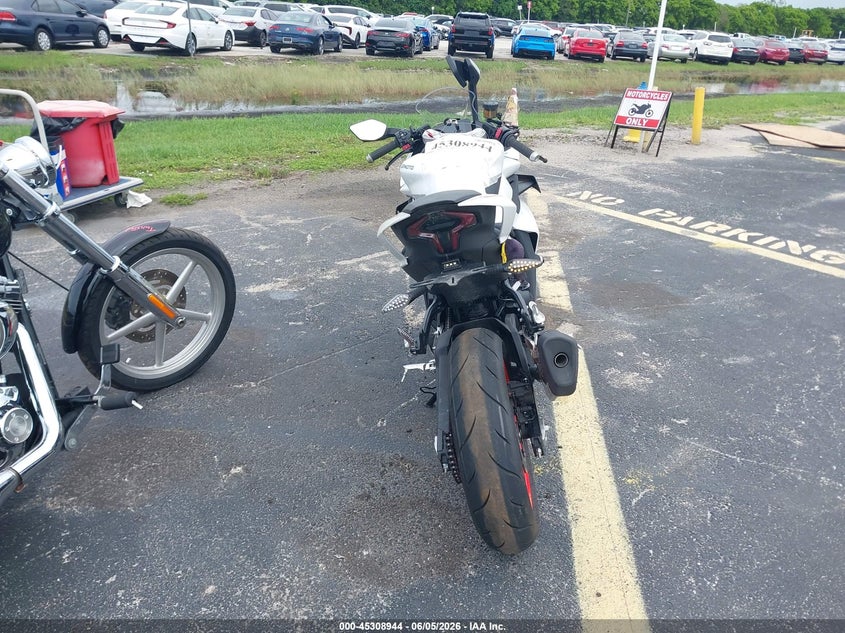 2025 Cf moto 450ss VIN LCEPESLAXS6002483 IAAI salvage auction — SIDE, Rebuildable (Florida), sold $1,050 on 2026-07-15 (photo 6)