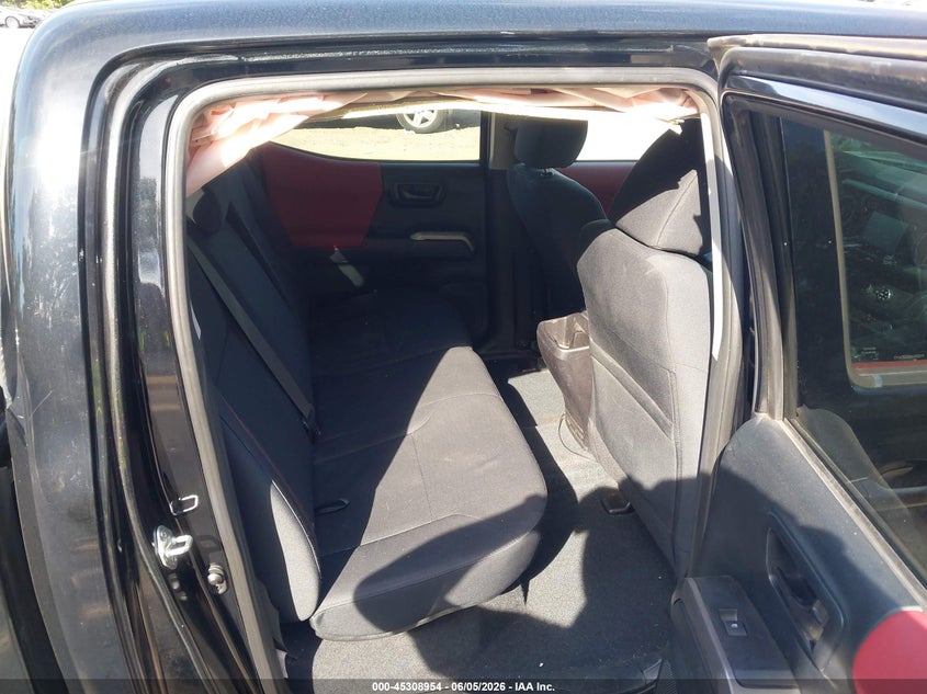 2016 Toyota Tacoma VIN 5TFAZ5CN3GX003975 IAAI salvage auction — FRONT END, Salvage (Georgia), sold $9,800 on 2026-07-31 (photo 8)