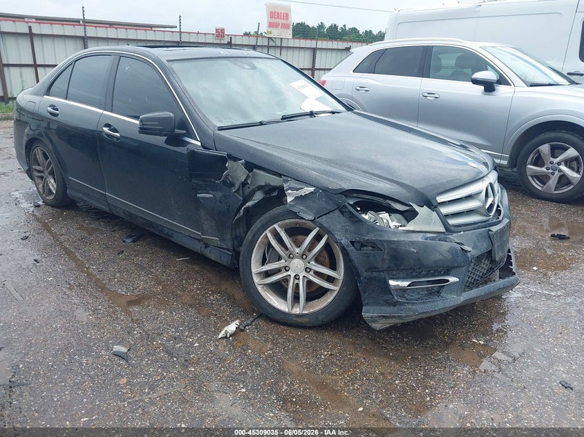 2012 Mercedes-benz C-klasse VIN WDDGF4HB9CA616794 IAAI salvage auction — RIGHT FRONT, Original (Texas), sold $750 on 2026-07-29 (photo 1)