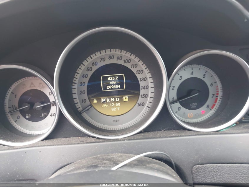 2012 Mercedes-benz C-klasse VIN WDDGF4HB9CA616794 IAAI salvage auction — RIGHT FRONT, Original (Texas), sold $750 on 2026-07-29 (photo 7)