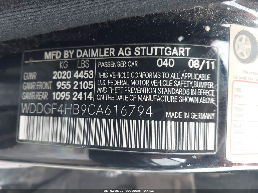 2012 Mercedes-benz C-klasse VIN WDDGF4HB9CA616794 IAAI salvage auction — RIGHT FRONT, Original (Texas), sold $750 on 2026-07-29 (photo 9)