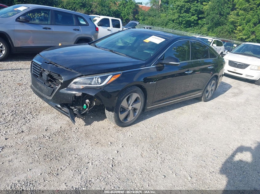 2017 Hyundai Sonata VIN KMHE34L34HA067101 IAAI salvage auction — FRONT END, Salvage Title, sold $2,650 on 2026-08-01 (photo 2)