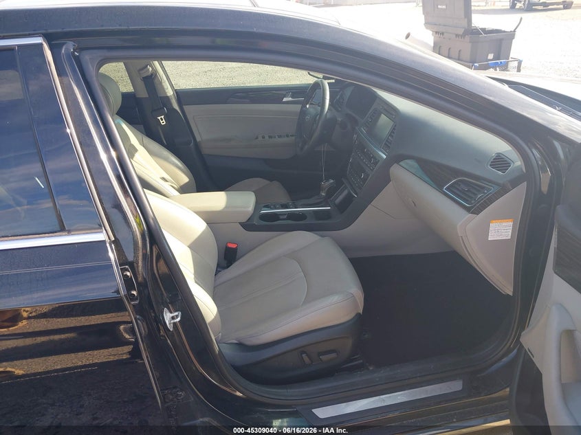 2017 Hyundai Sonata VIN KMHE34L34HA067101 IAAI salvage auction — FRONT END, Salvage Title, sold $2,650 on 2026-08-01 (photo 5)
