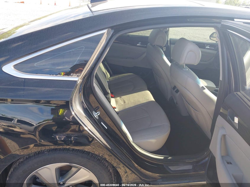2017 Hyundai Sonata VIN KMHE34L34HA067101 IAAI salvage auction — FRONT END, Salvage Title, sold $2,650 on 2026-08-01 (photo 8)