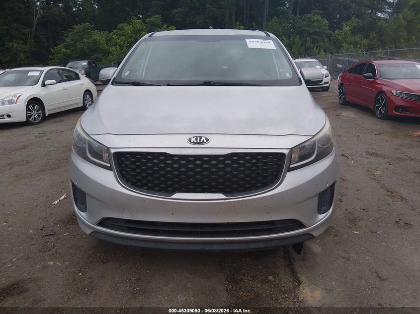 2017 Kia SEDONA VIN KNDMB5C12H6243038 IAAI salvage auction — UNDERCARRIAGE, Salvage Title, sold $900 on 2026-07-08 (photo 6)