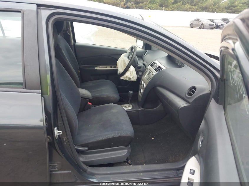 2007 Toyota Yaris VIN JTDBT923771071602 IAAI salvage auction — FRONT END, Clear (Indiana), sold $200 on 2026-07-21 (photo 5)