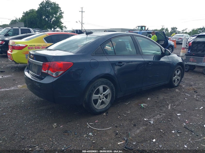 2015 Chevrolet Cruze VIN 1G1PA5SG0F7142327 IAAI salvage auction — LEFT SIDE, Salvage Title, sold $350 on 2026-07-09 (photo 4)