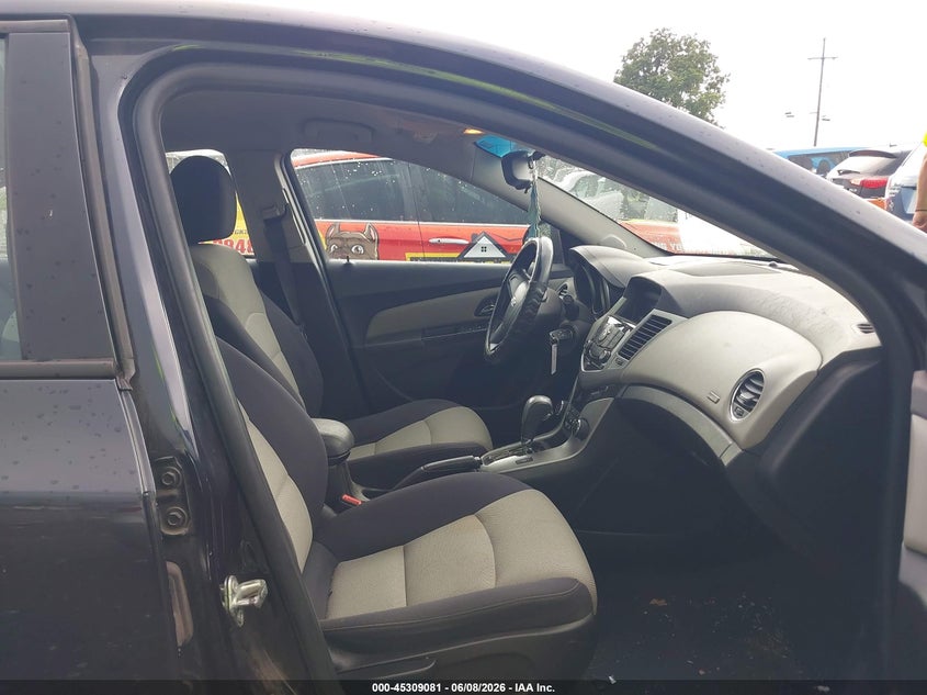 2015 Chevrolet Cruze VIN 1G1PA5SG0F7142327 IAAI salvage auction — LEFT SIDE, Salvage Title, sold $350 on 2026-07-09 (photo 5)