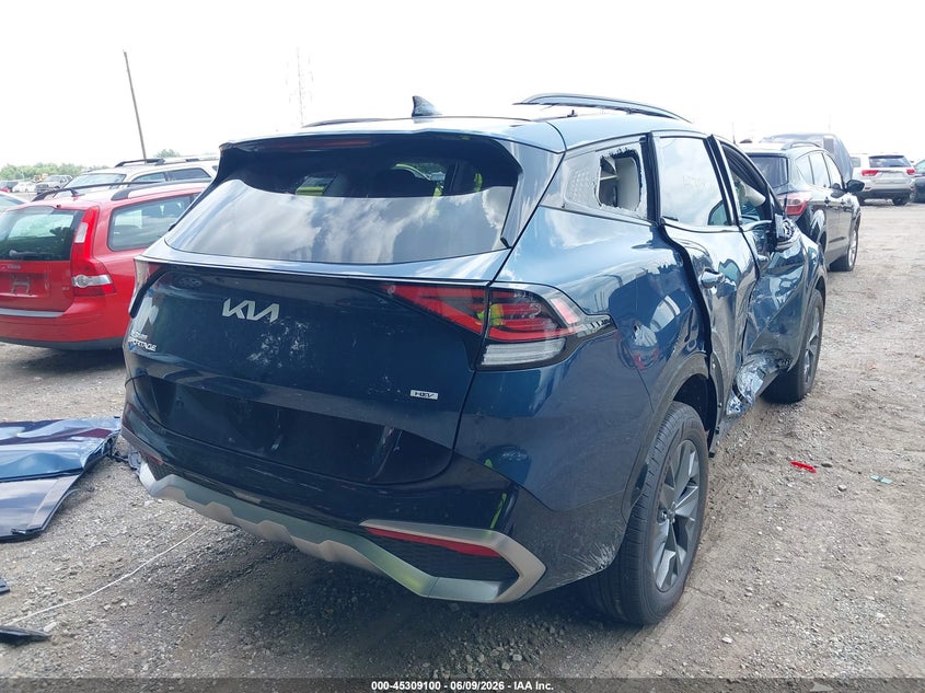 2025 Kia Sportage VIN KNDPXCDG8S7225361 IAAI salvage auction — ROLLOVER, Salvage (Indiana), sold $5,700 on 2026-07-15 (photo 4)