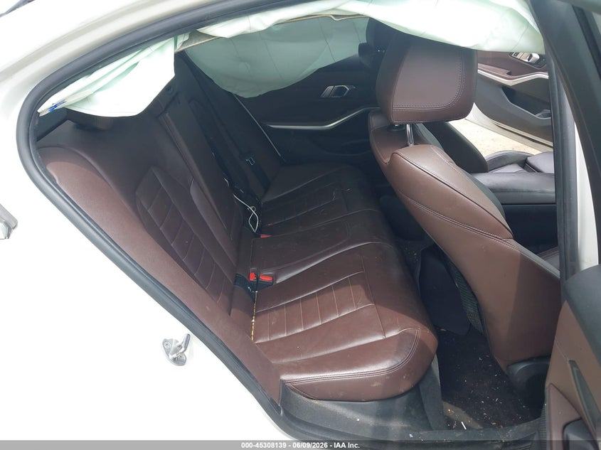 2019 BMW 3er VIN WBA5R1C56KFH05734 IAAI salvage auction — FRONT END, Salvage - Greater Than 75% (Maryland), sold $3,400 on 2026-08-01 (photo 8)