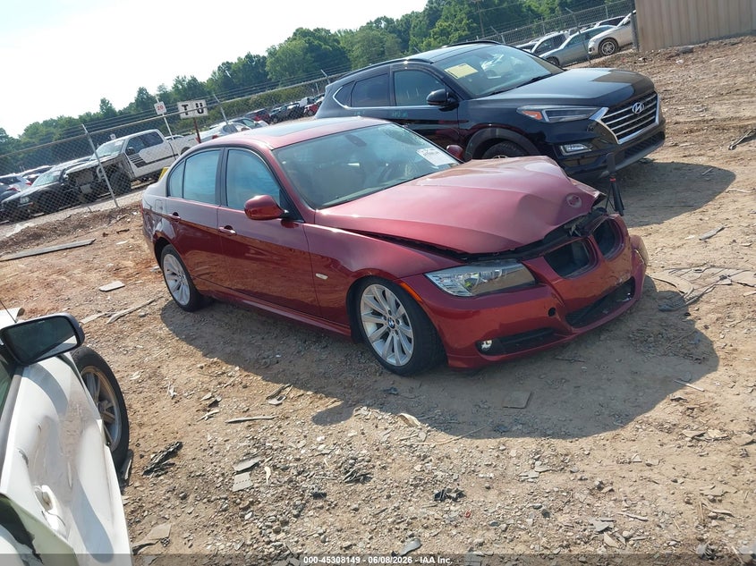 2011 BMW 3er VIN WBAPH7G52BNN06420 IAAI salvage auction — LEFT & RIGHT, Salvage (North Carolina), sold $300 on 2026-07-06 (photo 1)