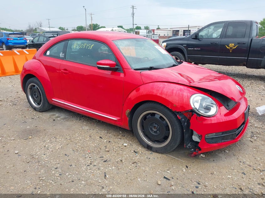 2012 Volkswagen Beetle VIN 3VWJP7AT1CM601059 IAAI salvage auction — FRONT END, Salvage Title, sold $425 on 2026-07-23 (photo 1)